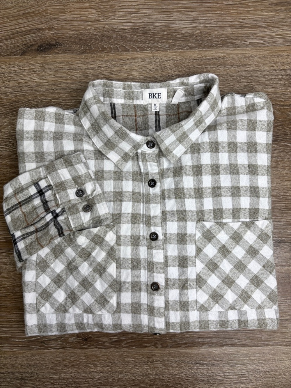 BKE Boyfriend Flannel Shirt | Olive Cream Plaid Button Down | Medium